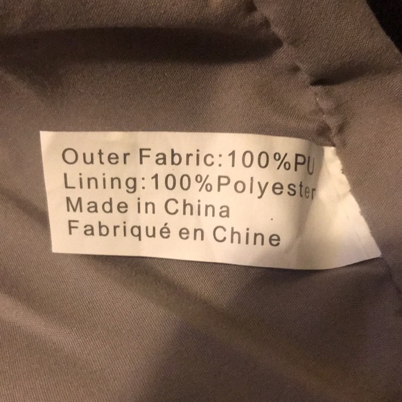 Red Hobo Shoulder Bag - Picture 5 of 8